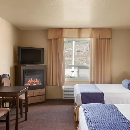 Grande Cache Inn & Suites Room photo