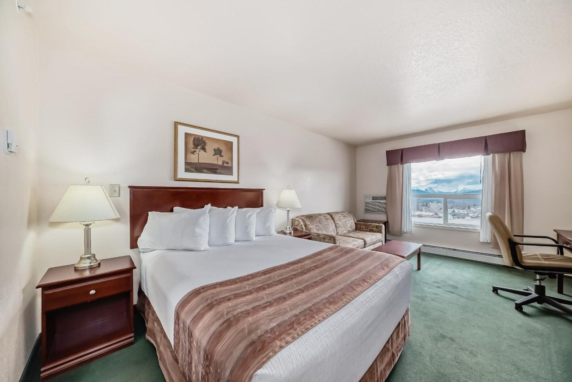 Hotel & Grande Cache