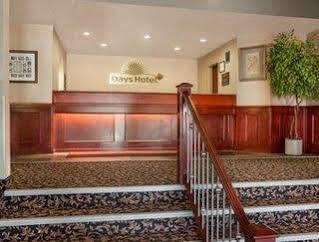Hotel & 2*